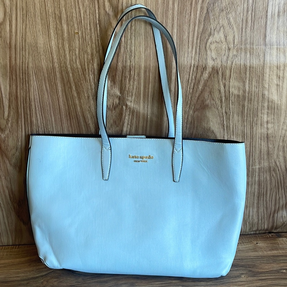 Pre owned kate spade New York Large Sky Blue Newbury Tote, Shoulder Bag